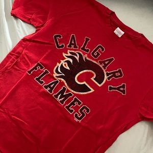 💥 3/30$💥** CALGARY FLAMES VINTAGE TEAM TEE **